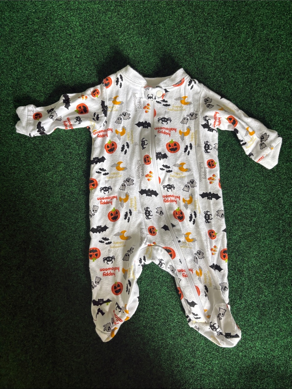 Faded Glory White Halloween Pumpkin & Bat Kids Footed One-Piece